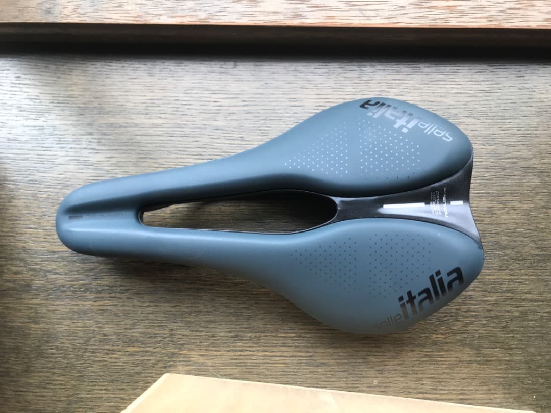 NOVUS BOOST EVO GRAVEL TM SUPERFLOW ブルー