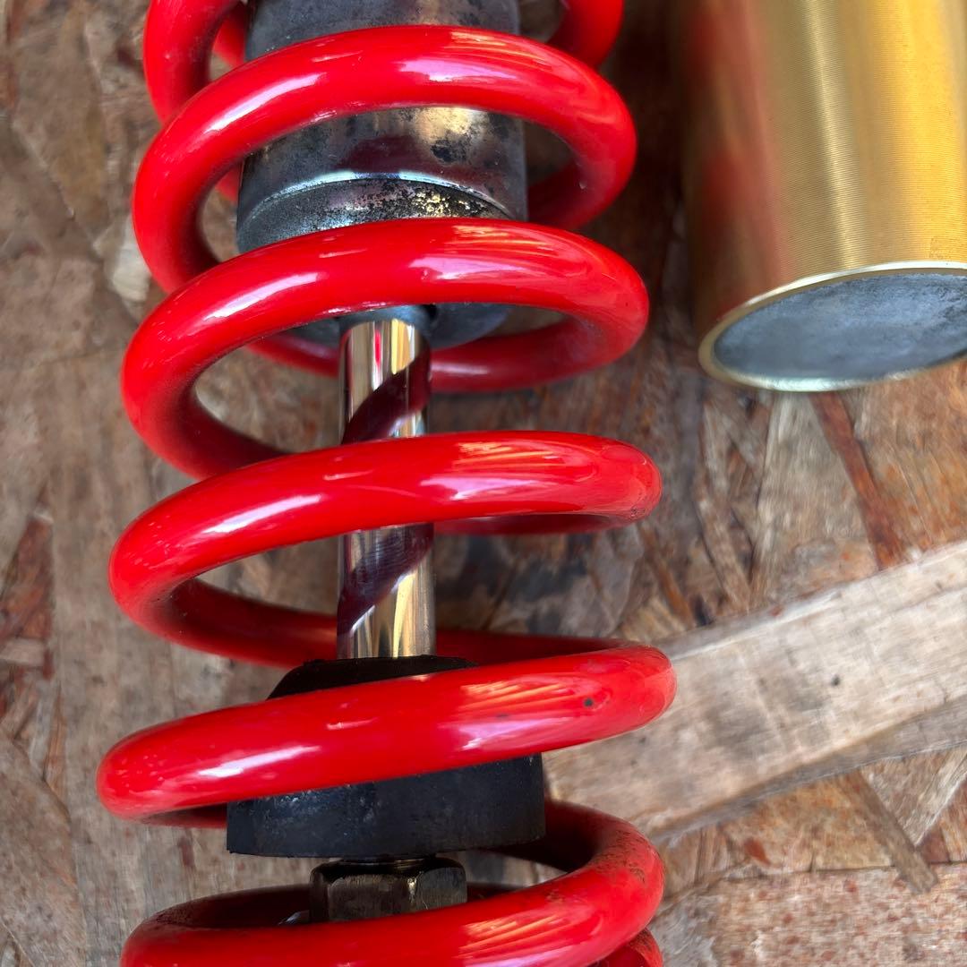 CB1300SF リアサスペンション純正SC40 ショーワ リアショック