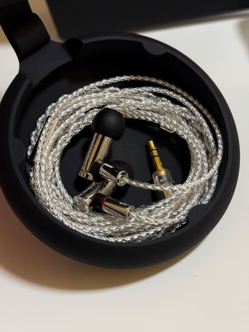 [新品同様] Final E5000 インイヤー型イヤホン