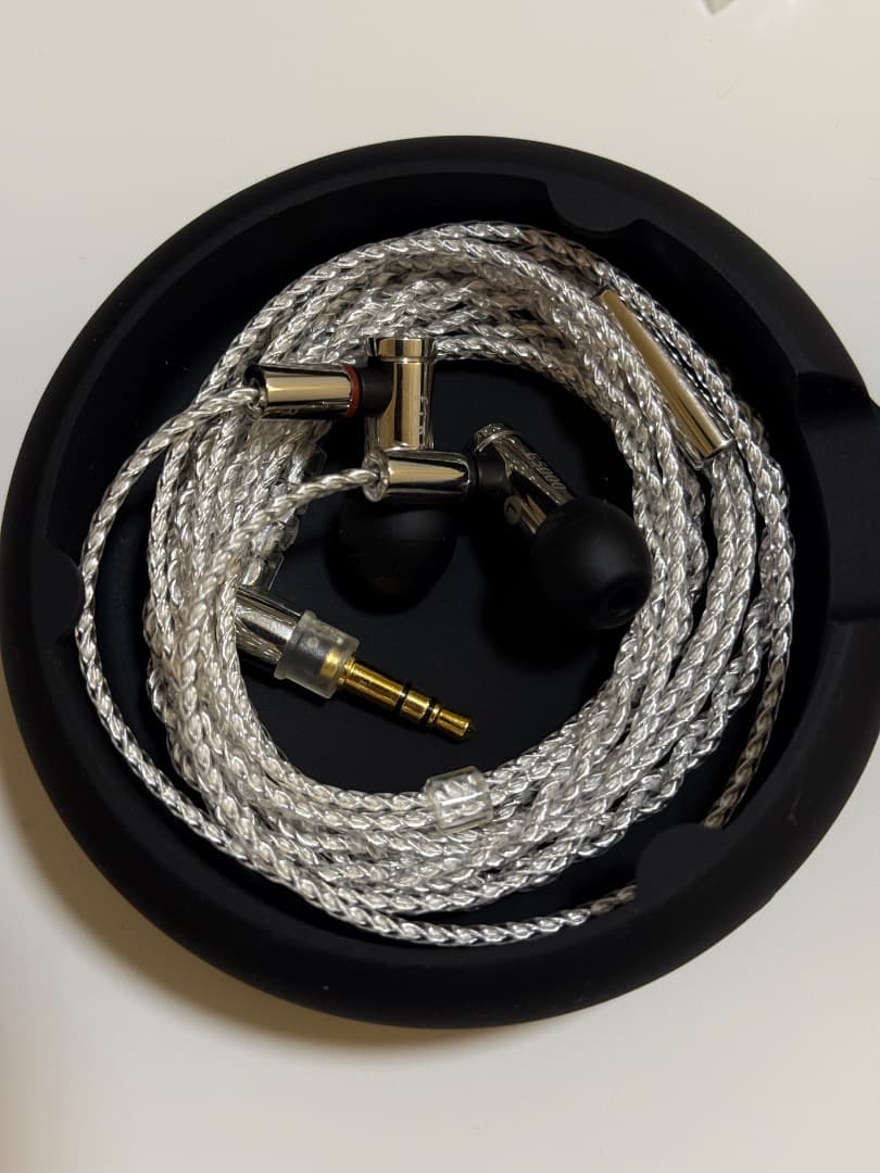 [新品同様] Final E5000 インイヤー型イヤホン