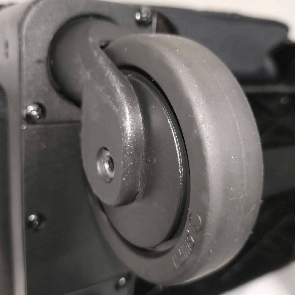 ✨美品✨SWANY スワニー　ルバンドIII　キャスターストッパー付　ブラック