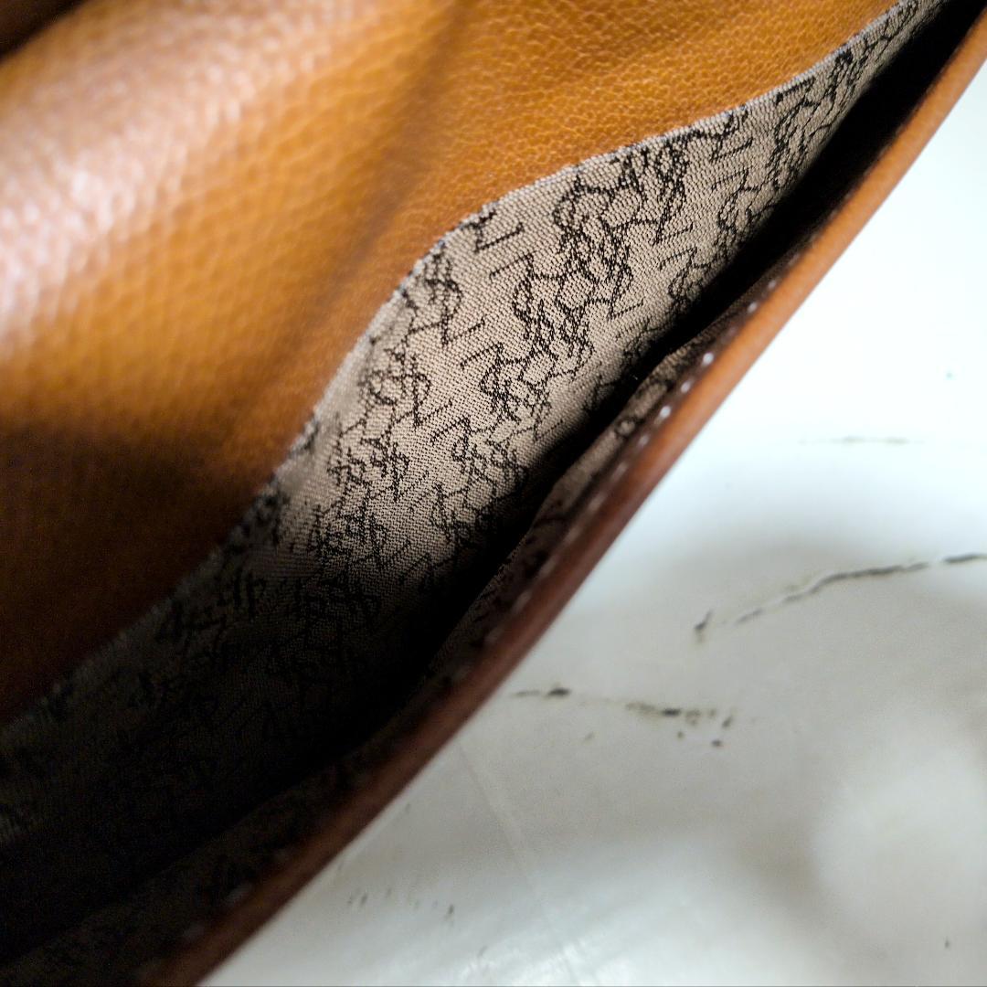 ★【イヴ・サンローラン】立体刺繍 シボ革 /セカンドバッグ ブラウン 新同品