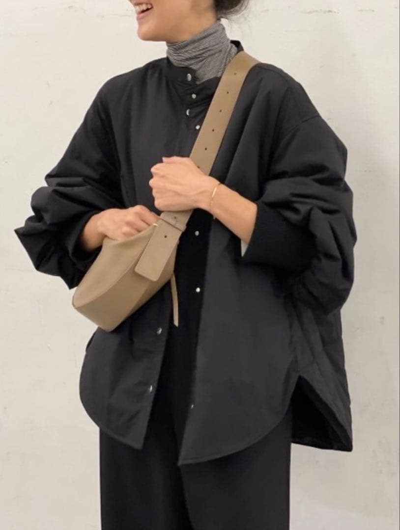 BEARDSLEY ビアズリー　キルティング袖ボリュームショートコート