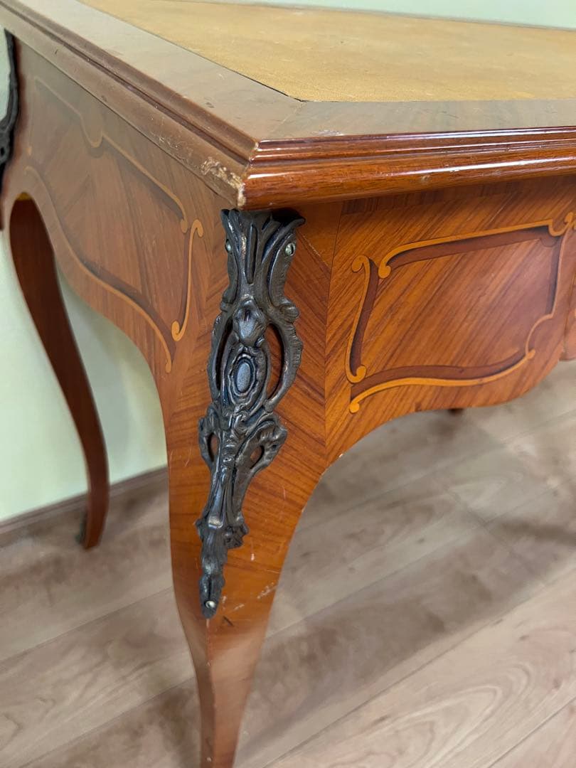 木製 テーブル　引き出しあり