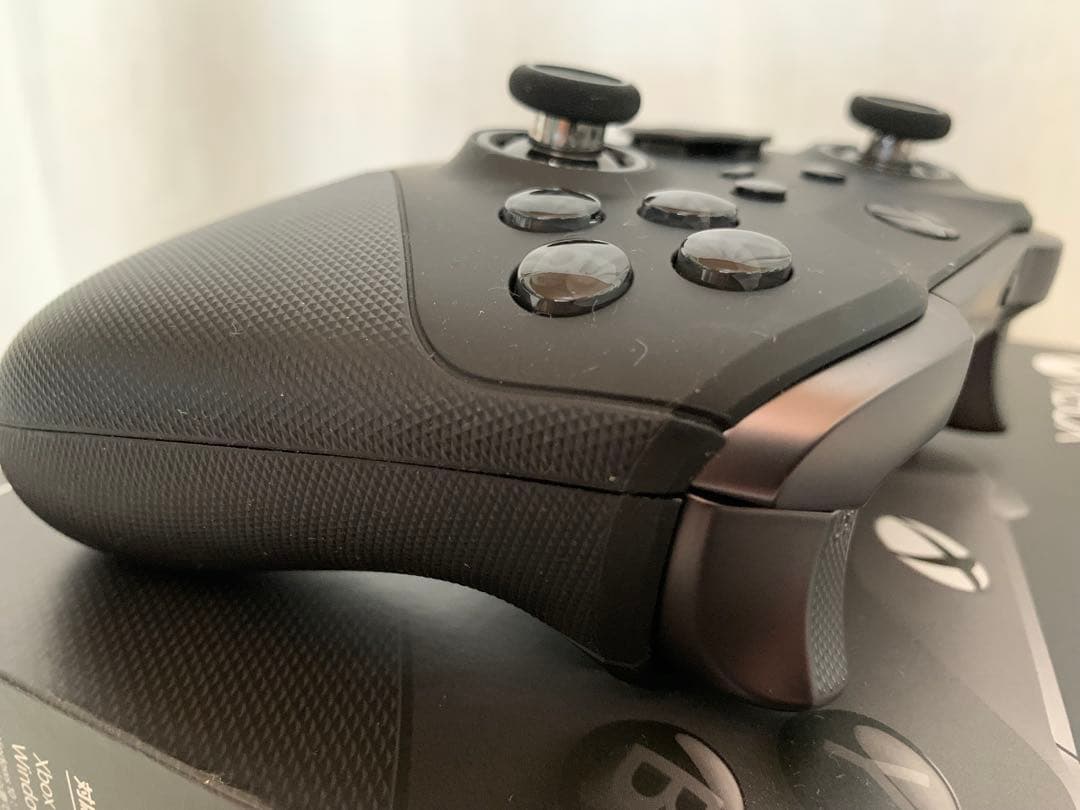 XBOX Elite Series 2 コントローラー