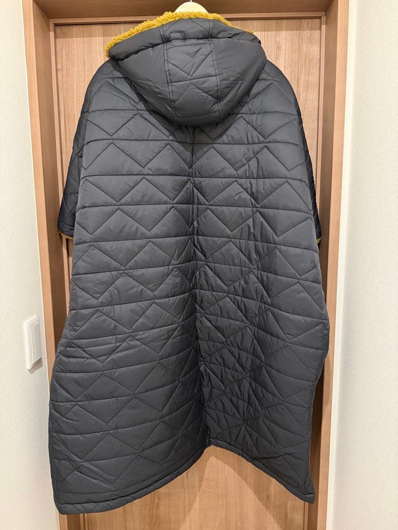 ジャケット・アウター UGG Jex Reversible Cape Coat