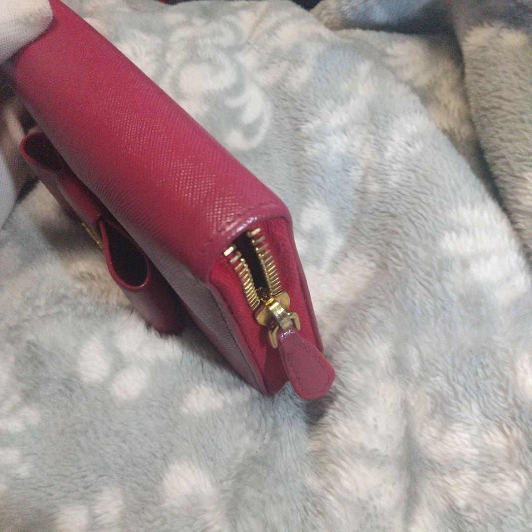 PRADA サフィアーノラウンドファスナー 長財布 リボン付き