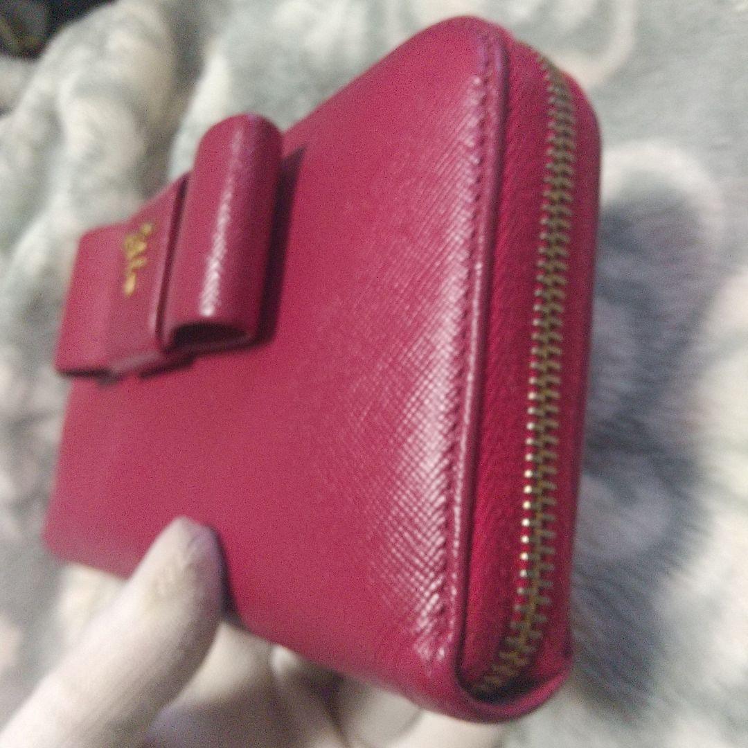 PRADA サフィアーノラウンドファスナー 長財布 リボン付き