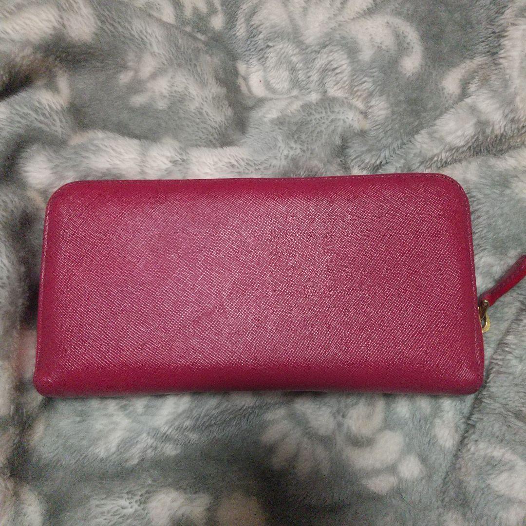 PRADA サフィアーノラウンドファスナー 長財布 リボン付き