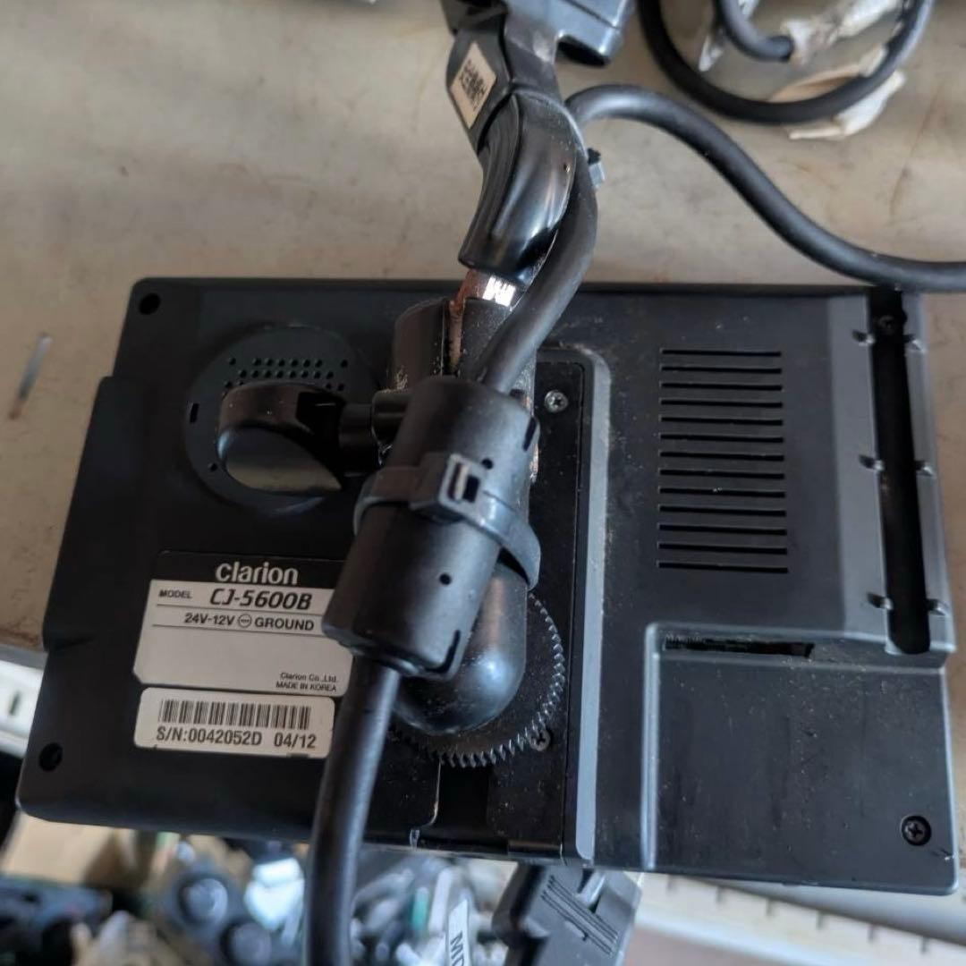 クラリオンclarion バックカメラのモニター CJ-5600 42052D