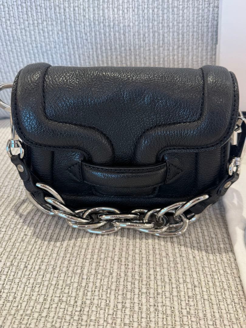 直営店購入　ピエールアルディPIERRE HARDY ショルダーバッグブラック