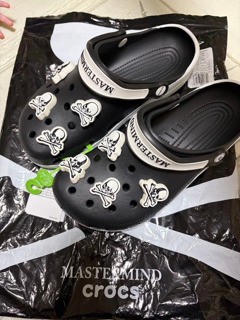 mastermind JAPAN × Crocs サンダル白x黒