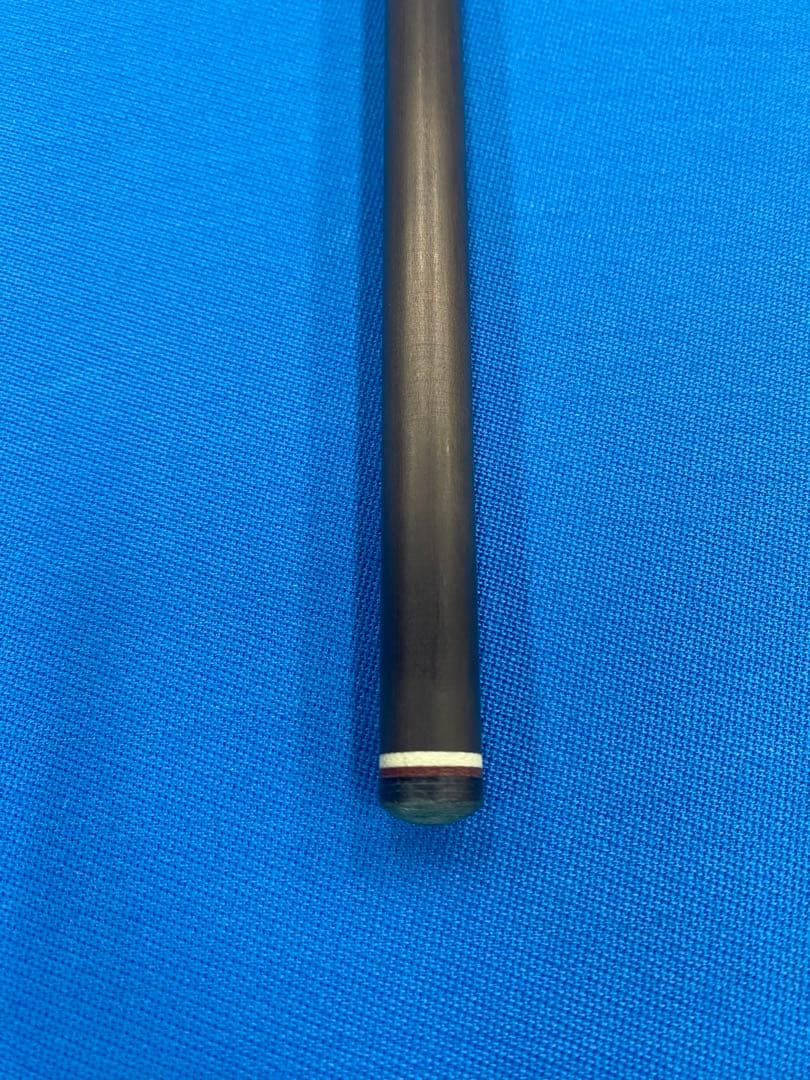 美品　ビリヤードシャフト　プレデターRevo 11.8 ウェイビージョイント