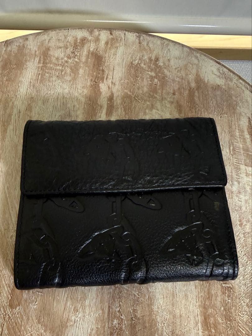 Vivienne Westwood チェーンオーブコンパクトウォレット
