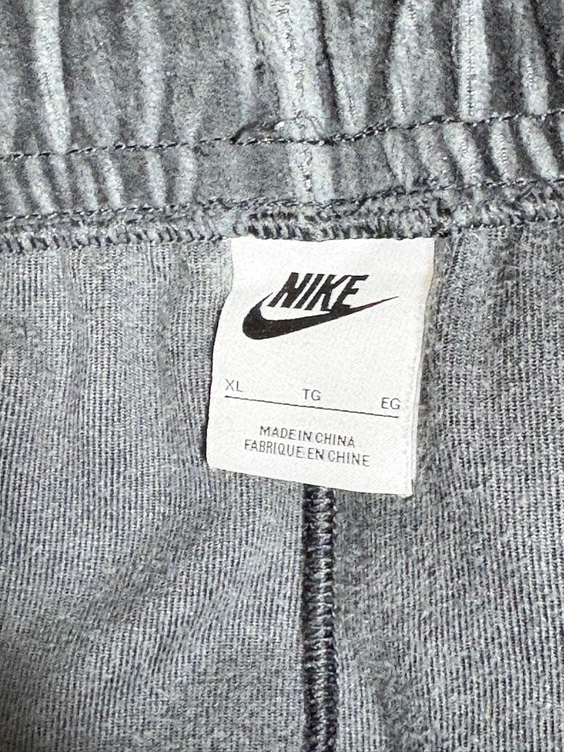 Nike ベロア 黒　トラックパンツXL