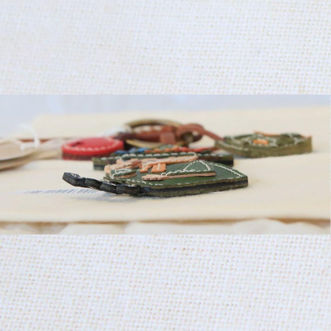 専用ページ　genten ゲンテン☆未使用☆ワクワクチャーム　スナフキン　本革