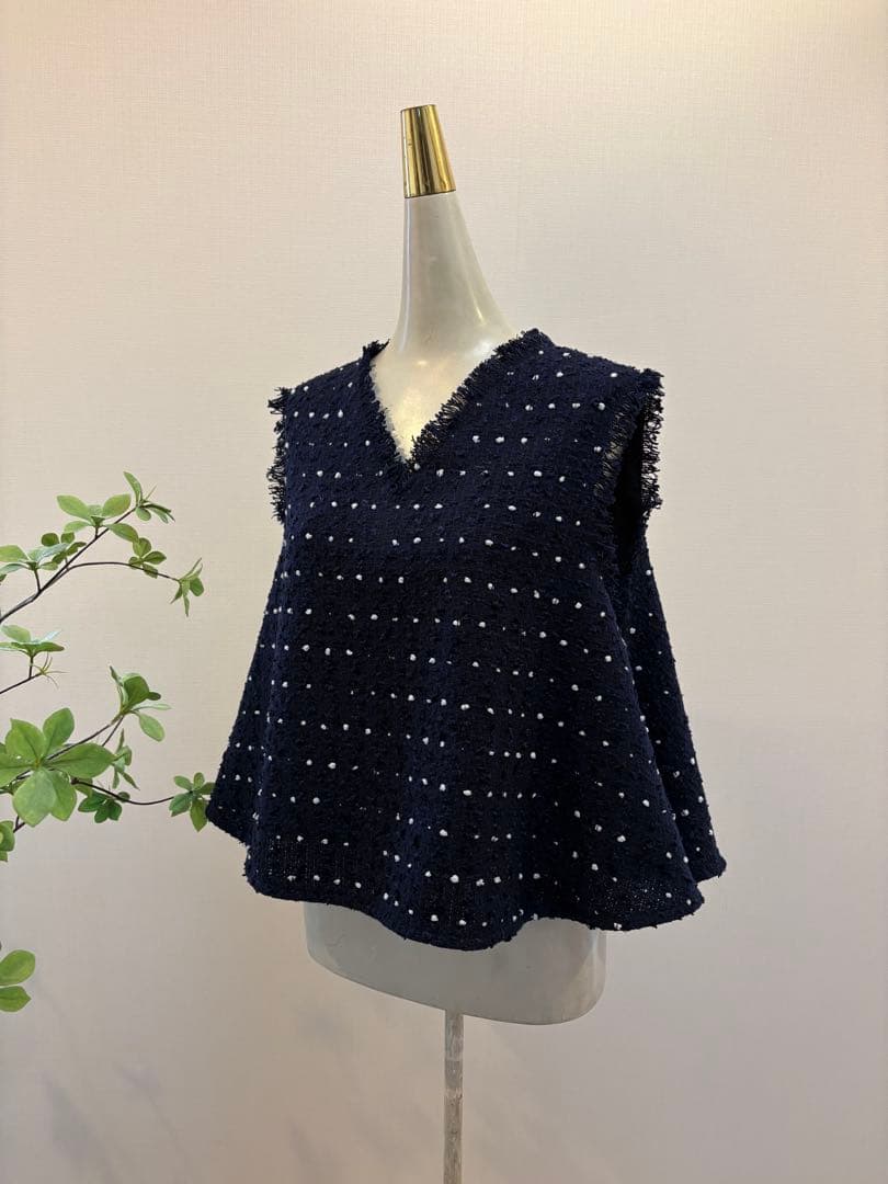 即購入可能です☆ドットツイードジレ　水玉　ツィード　ネイビー　黒に近い濃紺カラー