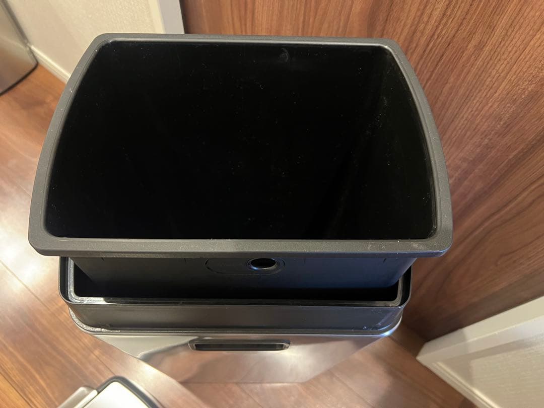 シルバー ステンレス ごみ箱 蓋付き 幅34cm