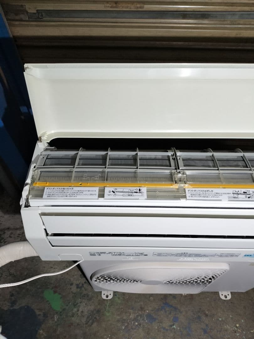 即*須様 ◆直接引き取り限定◆TOSHIBA　RAS-E225RT(W) 201