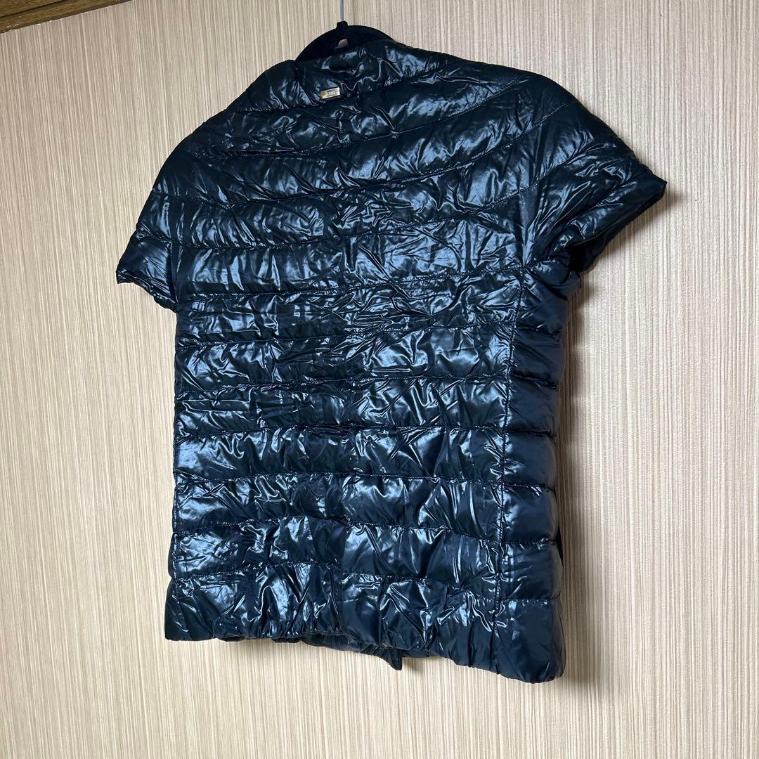 Herno ブラック ダウンベスト ショートスリーブ　サイズ40