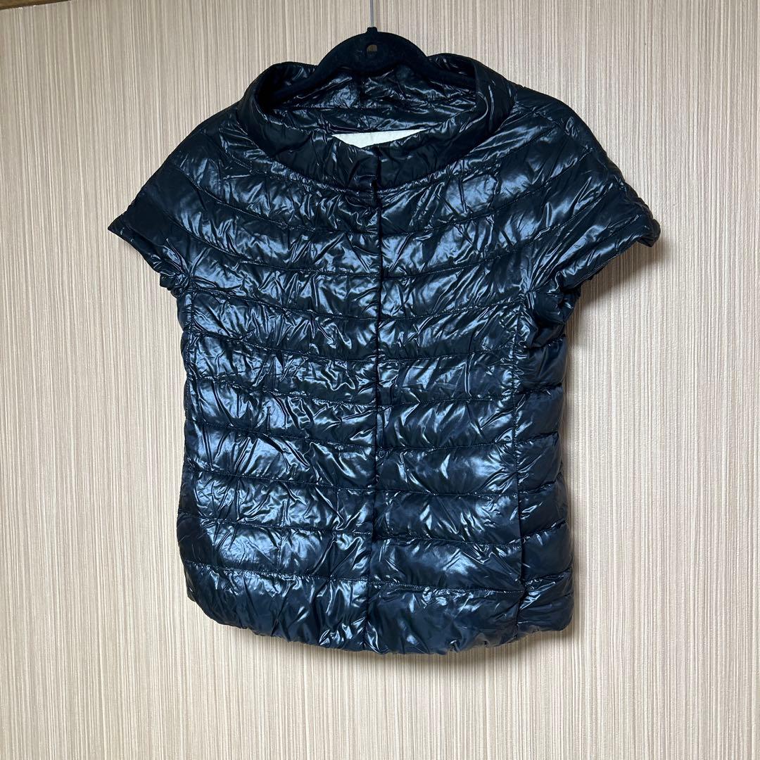 Herno ブラック ダウンベスト ショートスリーブ　サイズ40
