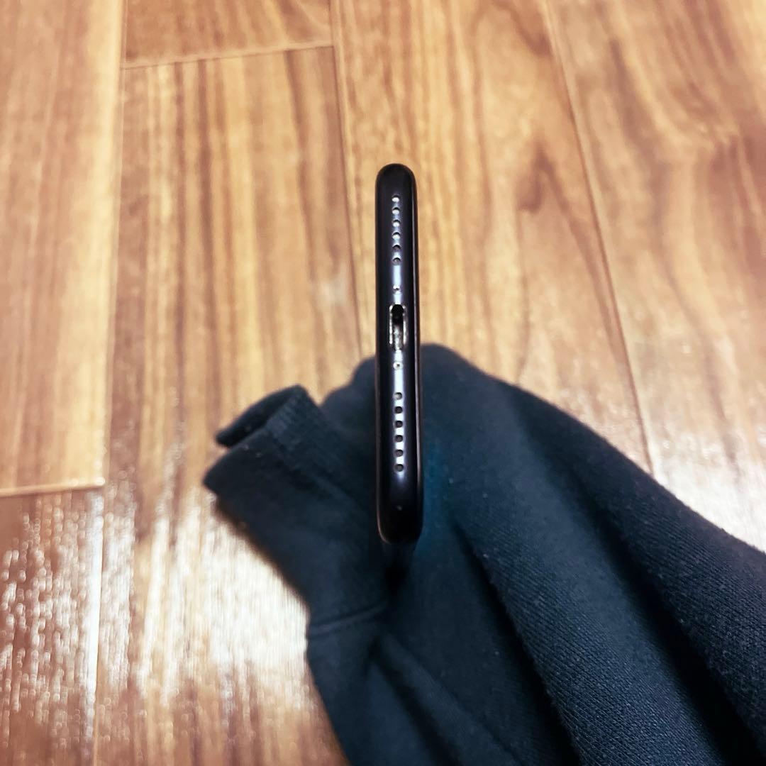 【美品】iPhoneSE 第2世代 128GB ブラック simフリー