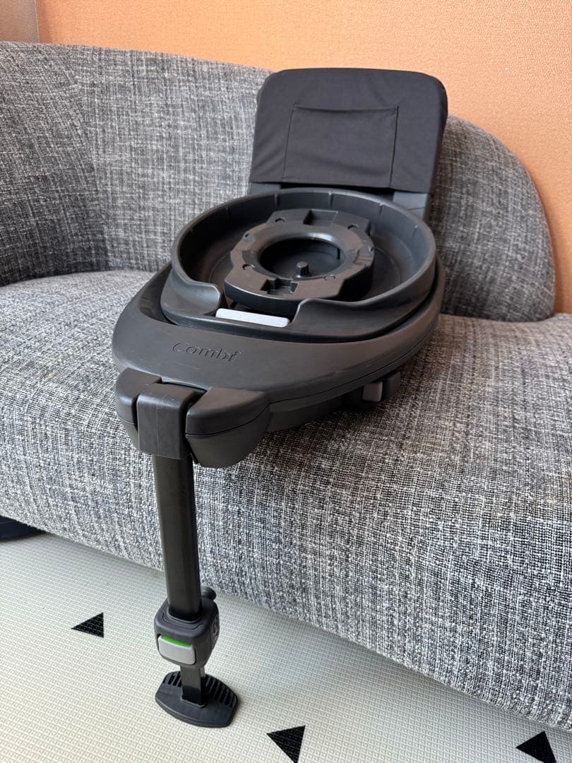 Combi THE S ISOFIX ベース　載せ替え用　コンビ　ザエス