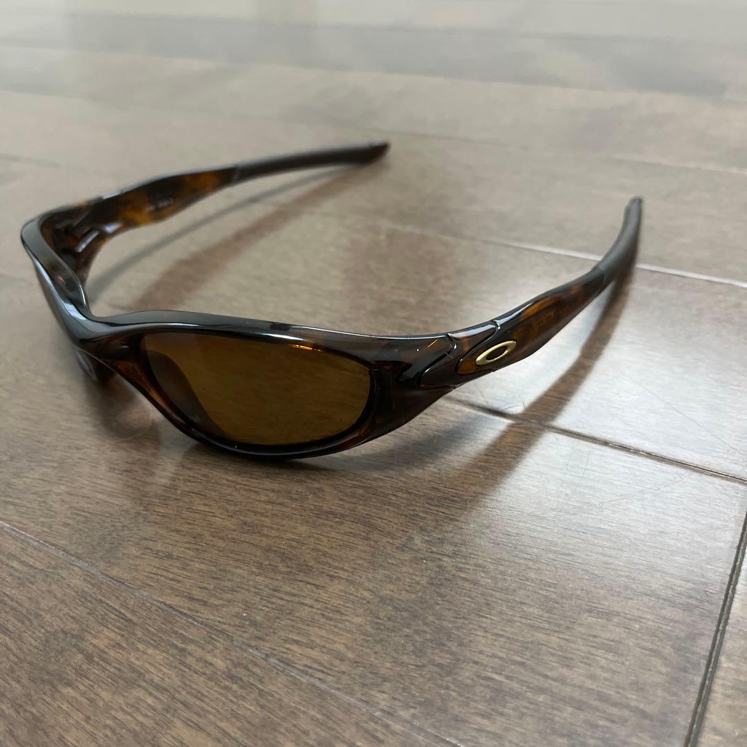 Oakley スポーツサングラス ブラウンレンズ