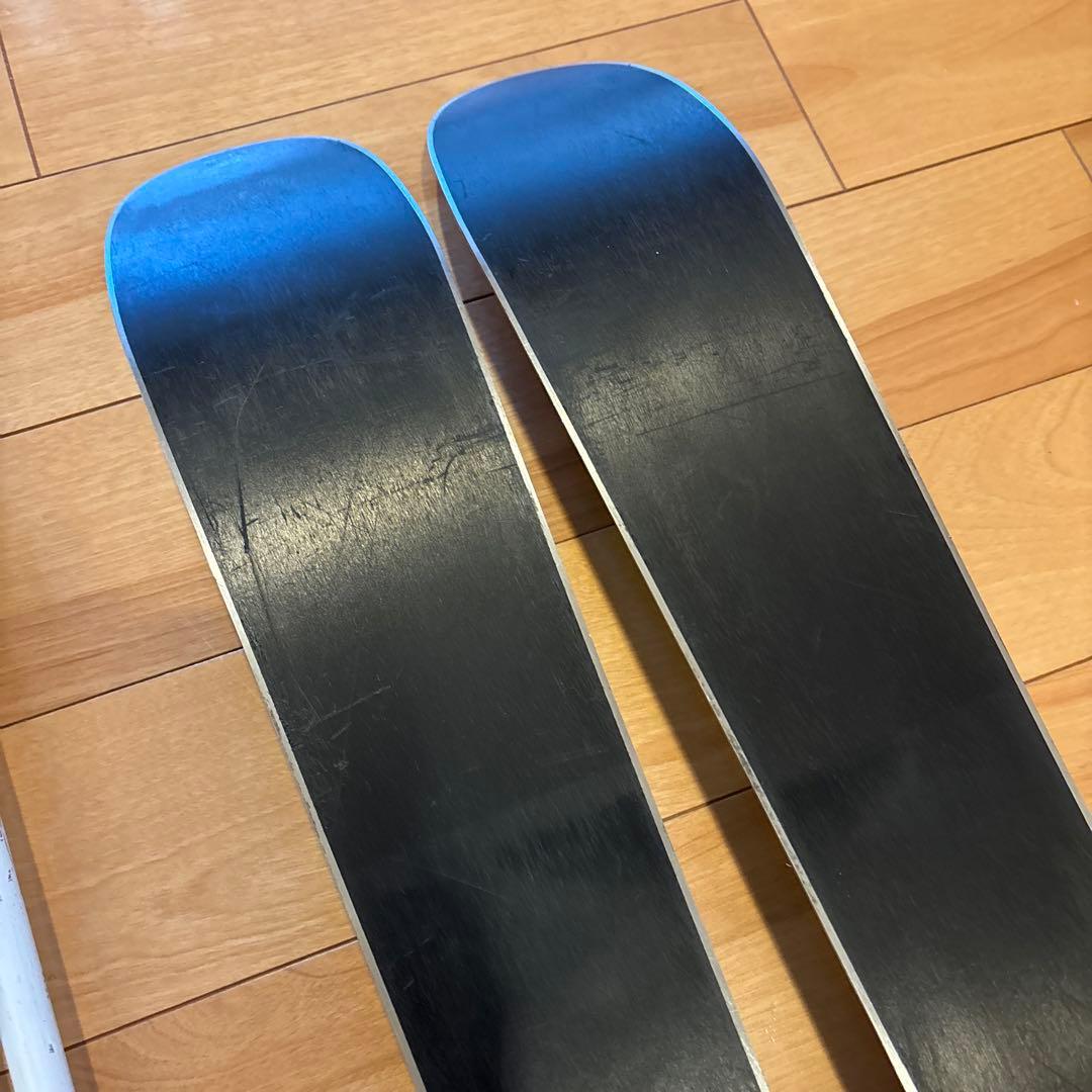 エランelan スキー板　140cm ストック付き