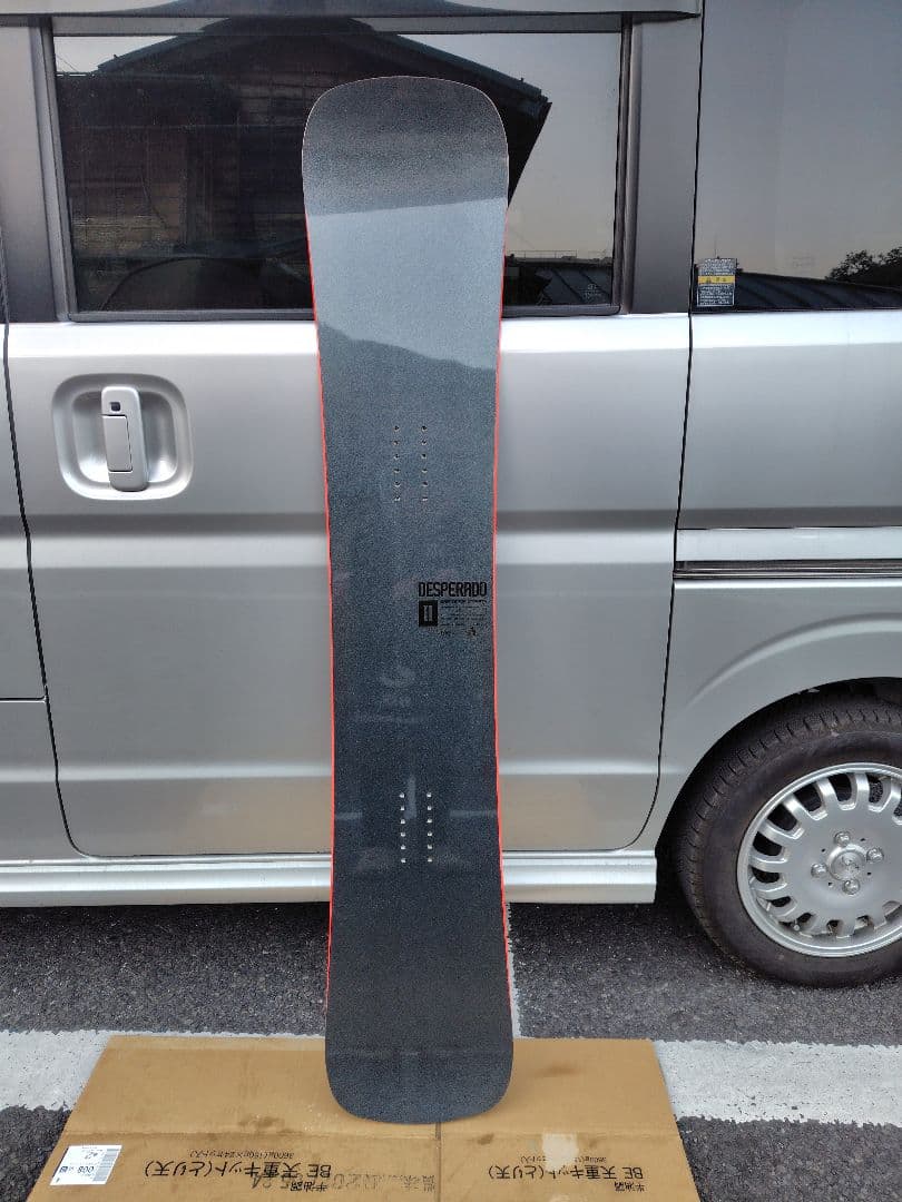 格安出品　数回使用！GLAYスノーボード　デスペラード　ソールカバー付き