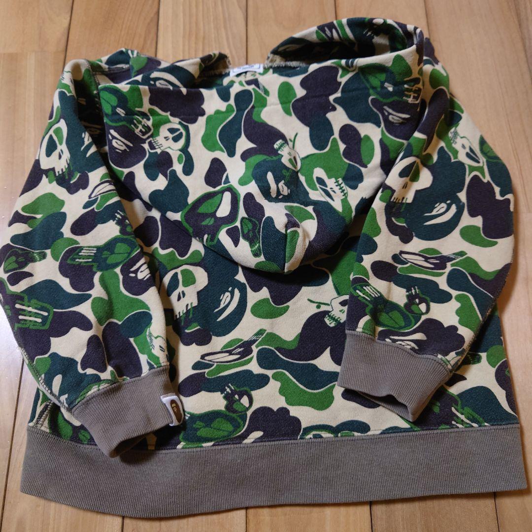 A BATHING APE × STUSSY 110 ダブルジップ パーカー