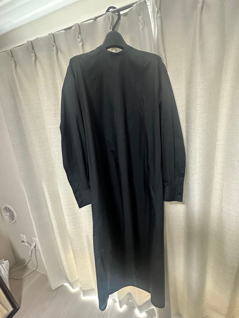 井川遥さん　loin. リボン付き黒オールインワン　38