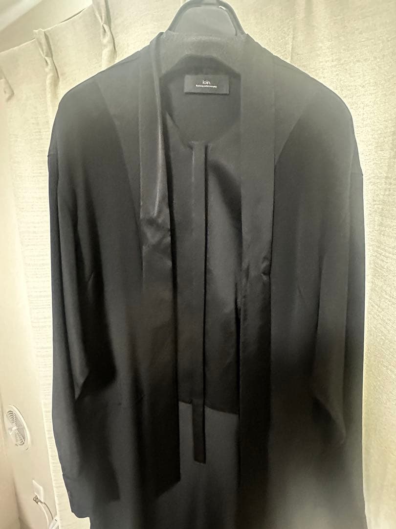 井川遥さん　loin. リボン付き黒オールインワン　38