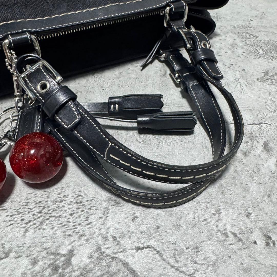 バッグ Coach Y2K Signature Leather Tote Bag