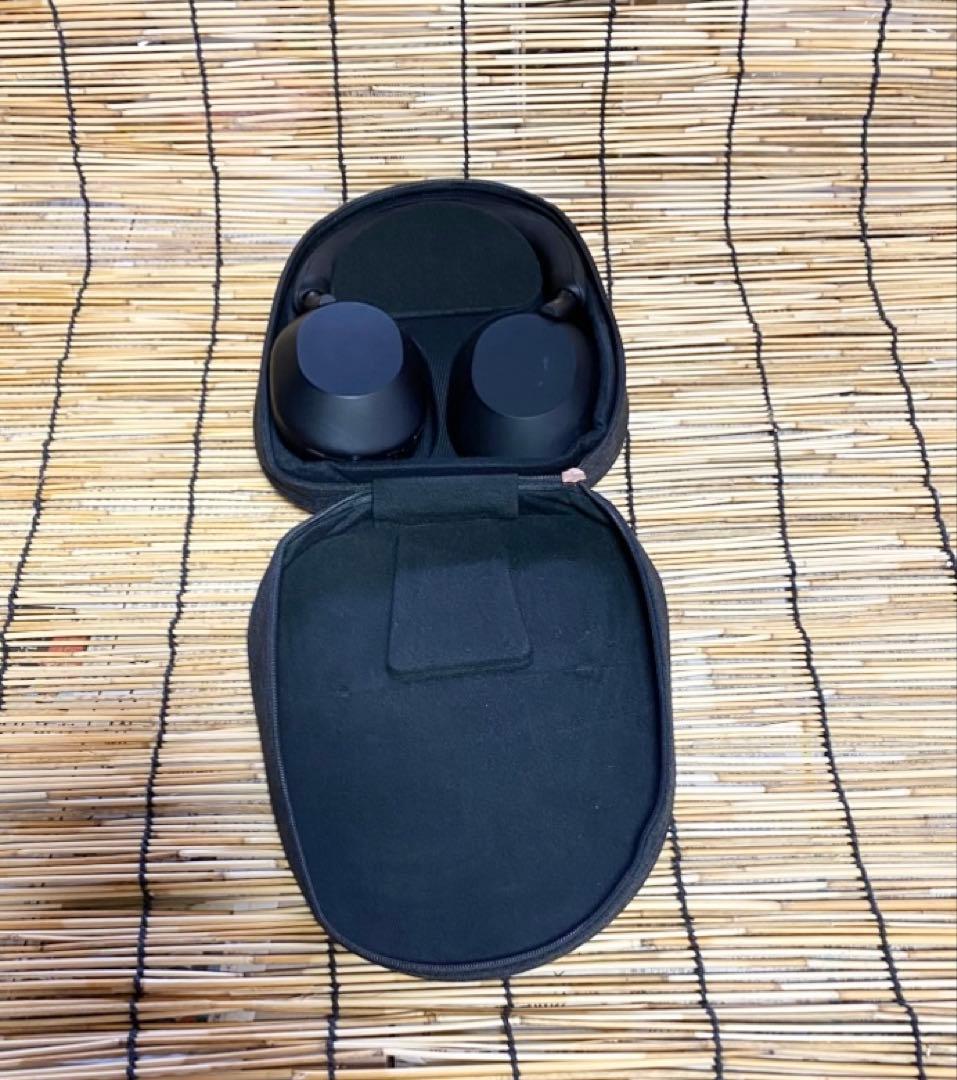 Sony ノイキャンヘッドホン　WH-1000XM5 美品