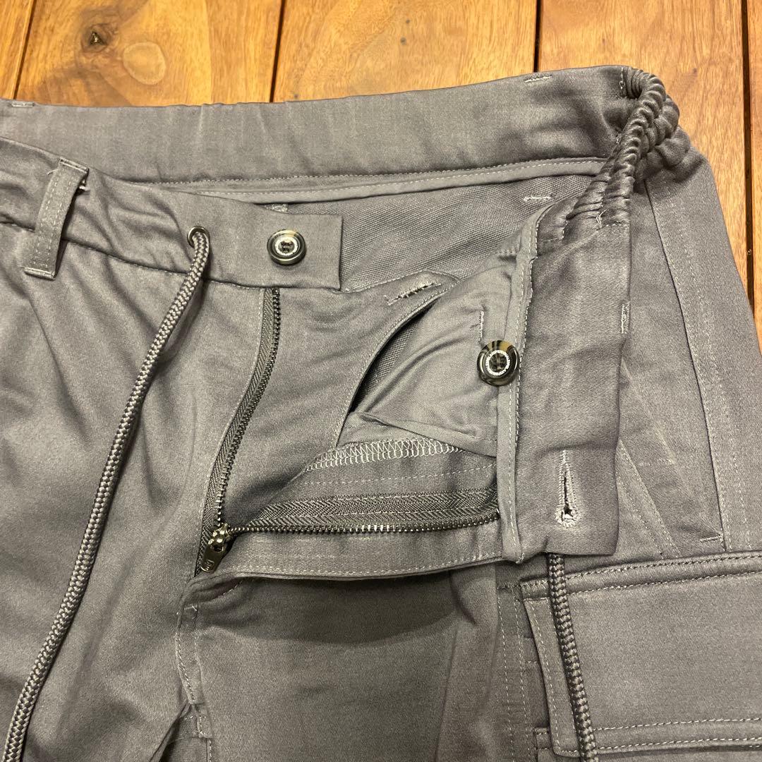 1PIU1UGUALE3 RELAXスリムシルエット カーゴパンツ グレー S