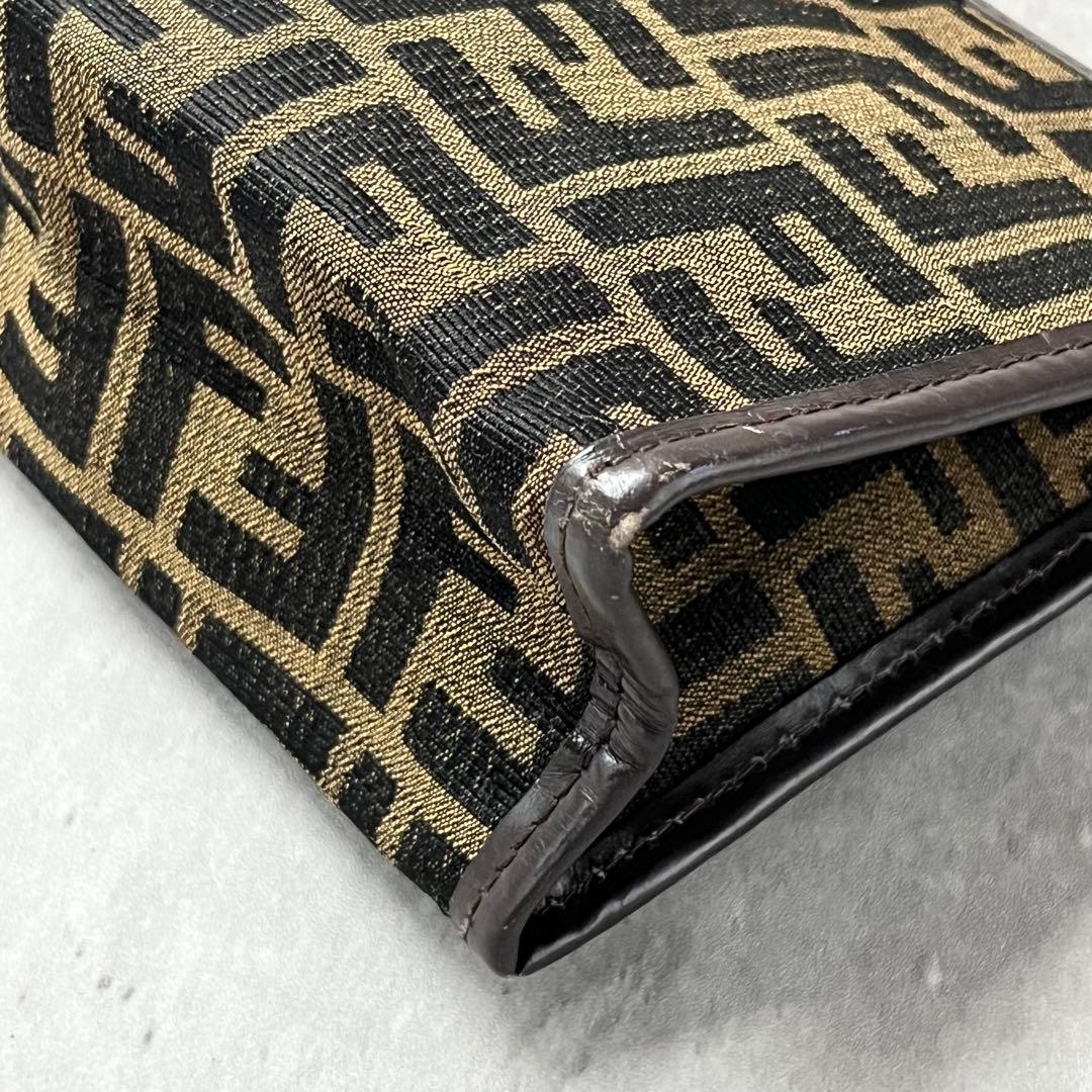 FENDI ポーチ　ズッカ　ナイロンキャンバス　ブラウン セカンドバッグ　レザー