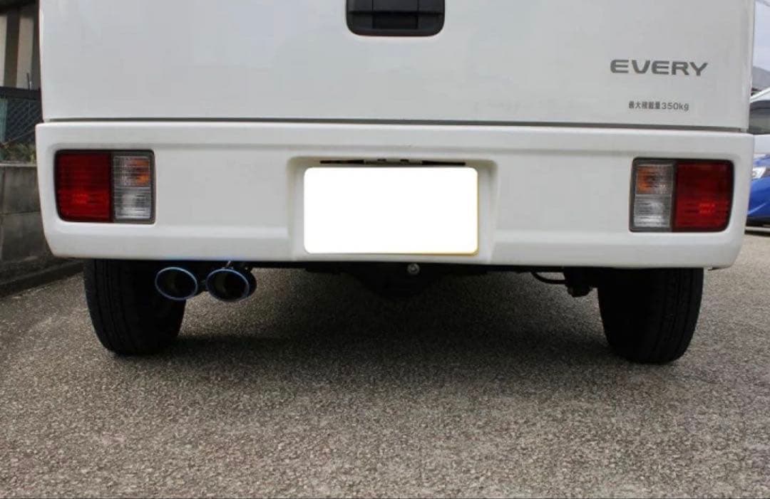 Bluefin スズキ エブリィ バンSUS 2本出しブルー　マフラー　新品