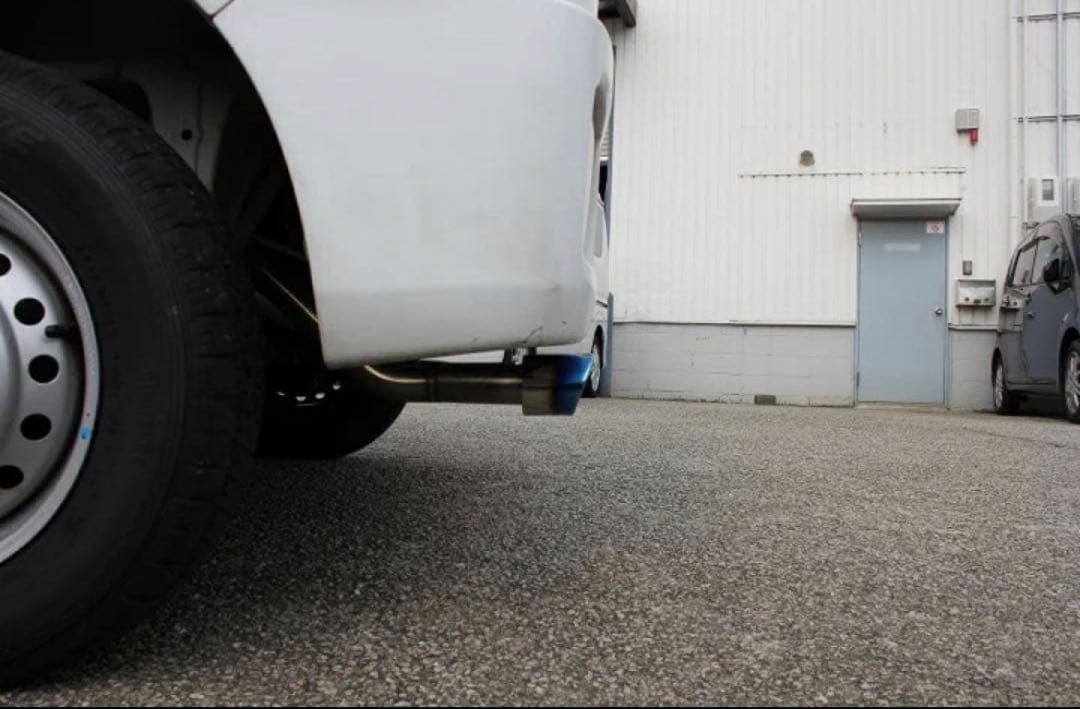 Bluefin スズキ エブリィ バンSUS 2本出しブルー　マフラー　新品