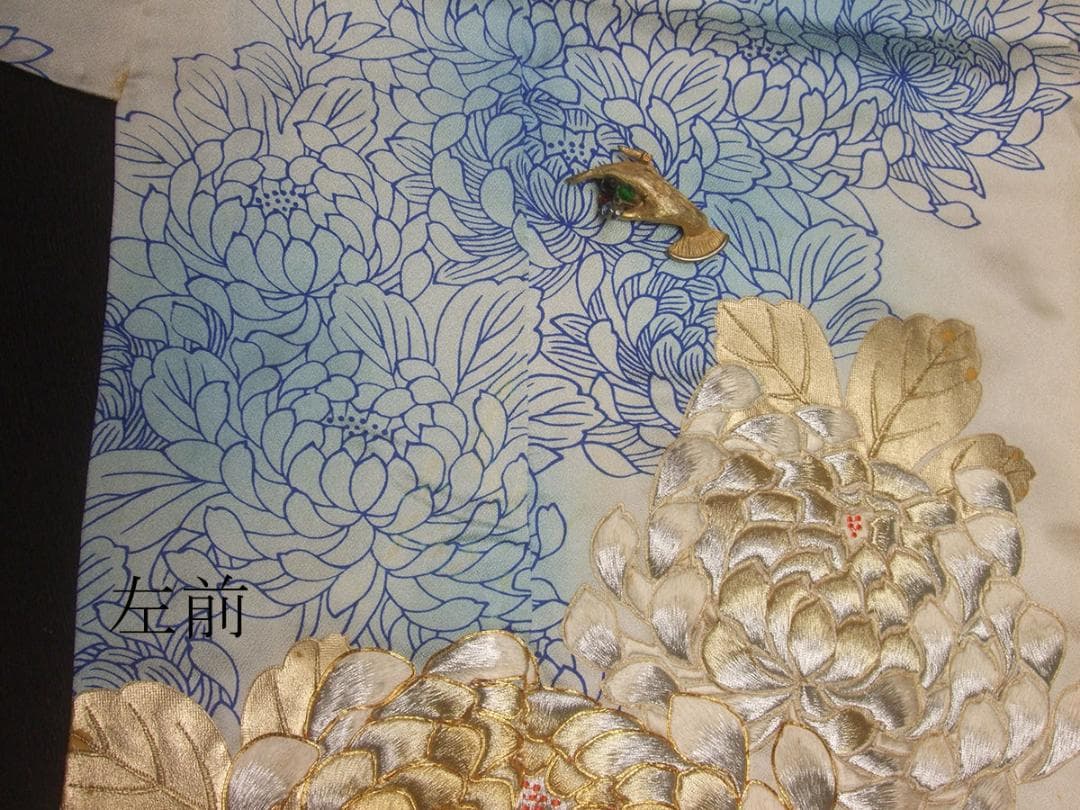 大輪菊の豪華刺繍/振袖フルセット　ｍ73　成人式 やまと謹製 白振袖