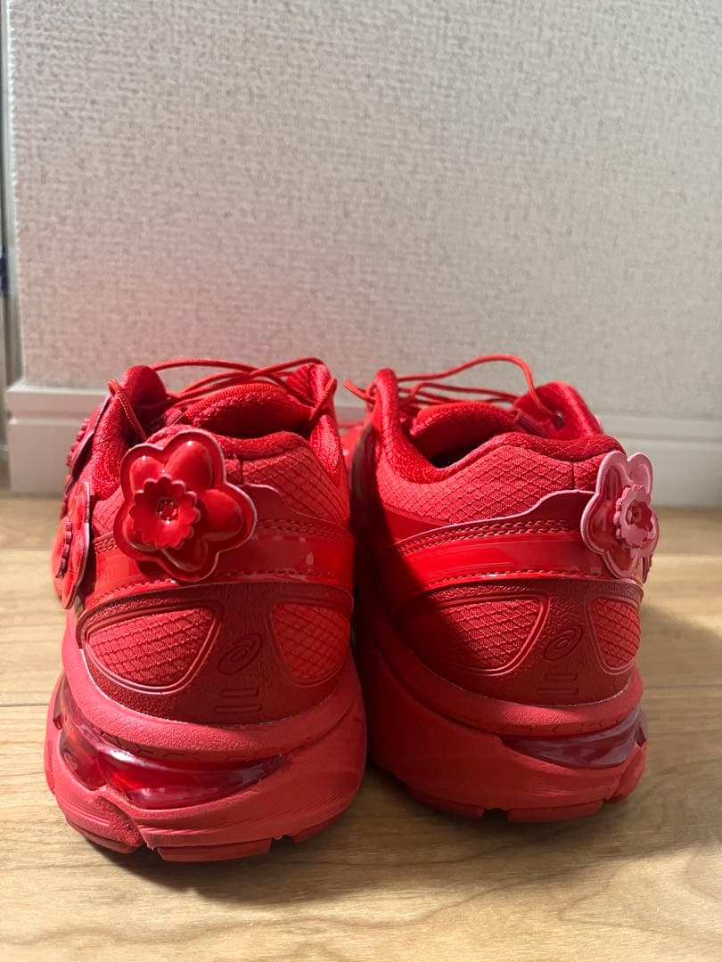 asics ceciliebahnsen 花飾り付き スニーカー 22.5cm