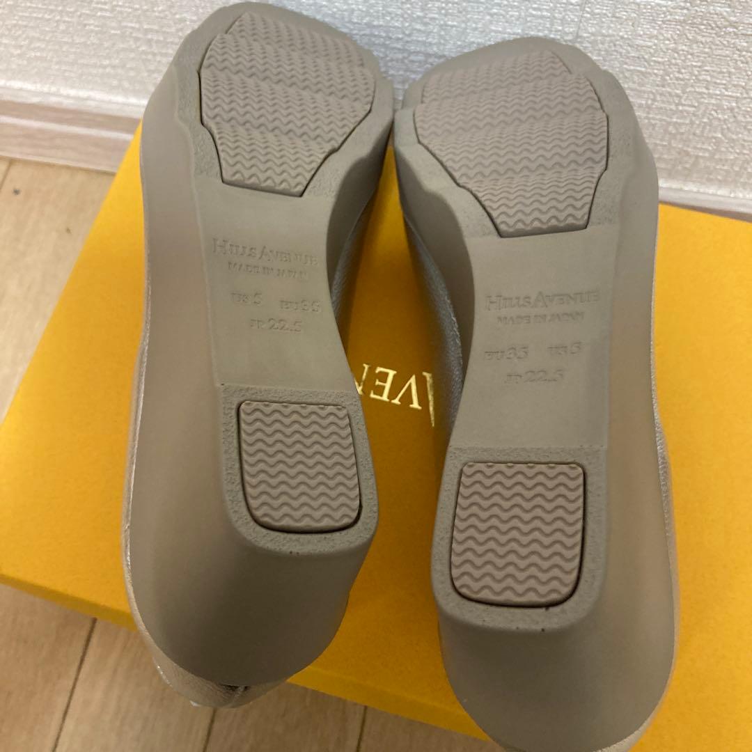 HILLS AVENUE シルバー フラットシューズ　新品未使用 週末お値下げ