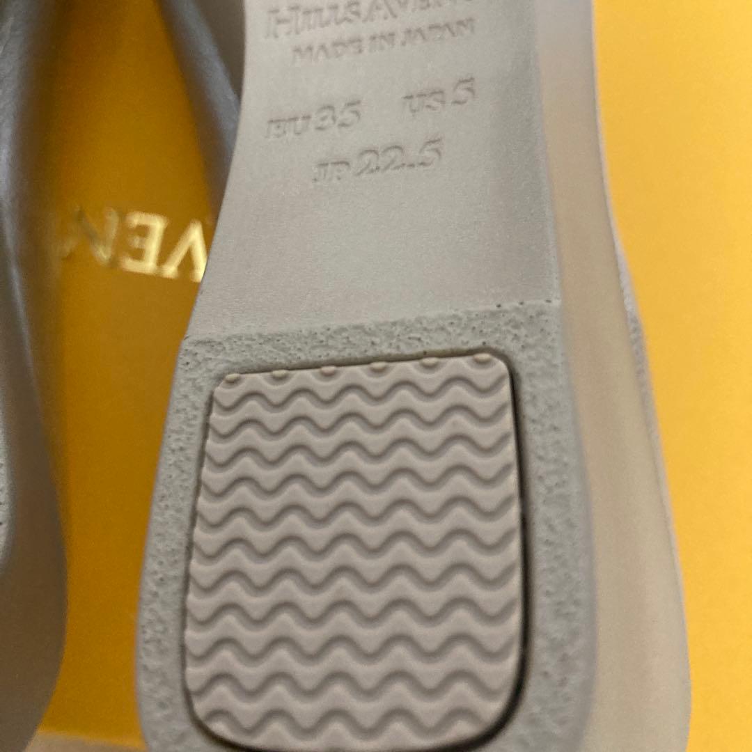 HILLS AVENUE シルバー フラットシューズ　新品未使用 週末お値下げ