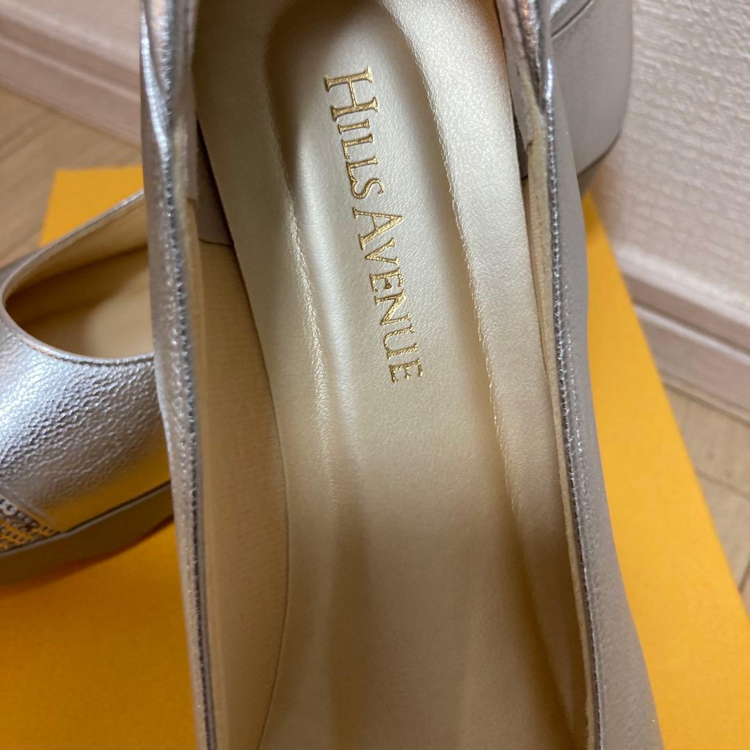 HILLS AVENUE シルバー フラットシューズ　新品未使用 週末お値下げ