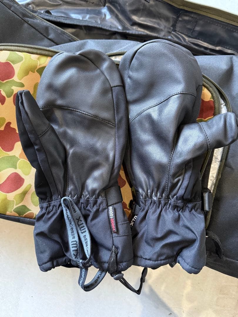 【美品】Salomon Villain スノーボード