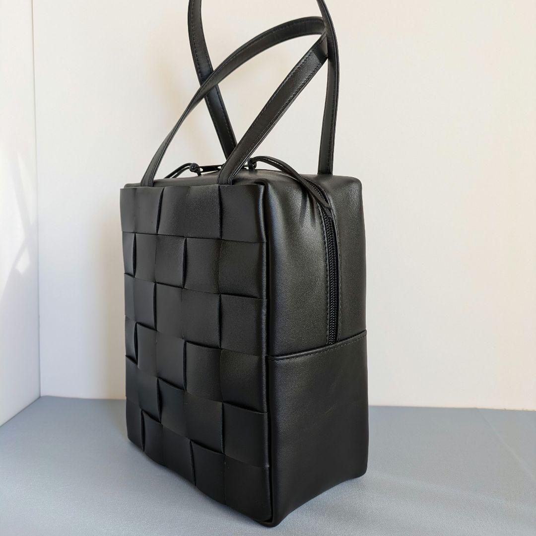 orika　ポーチ　スクエアバック