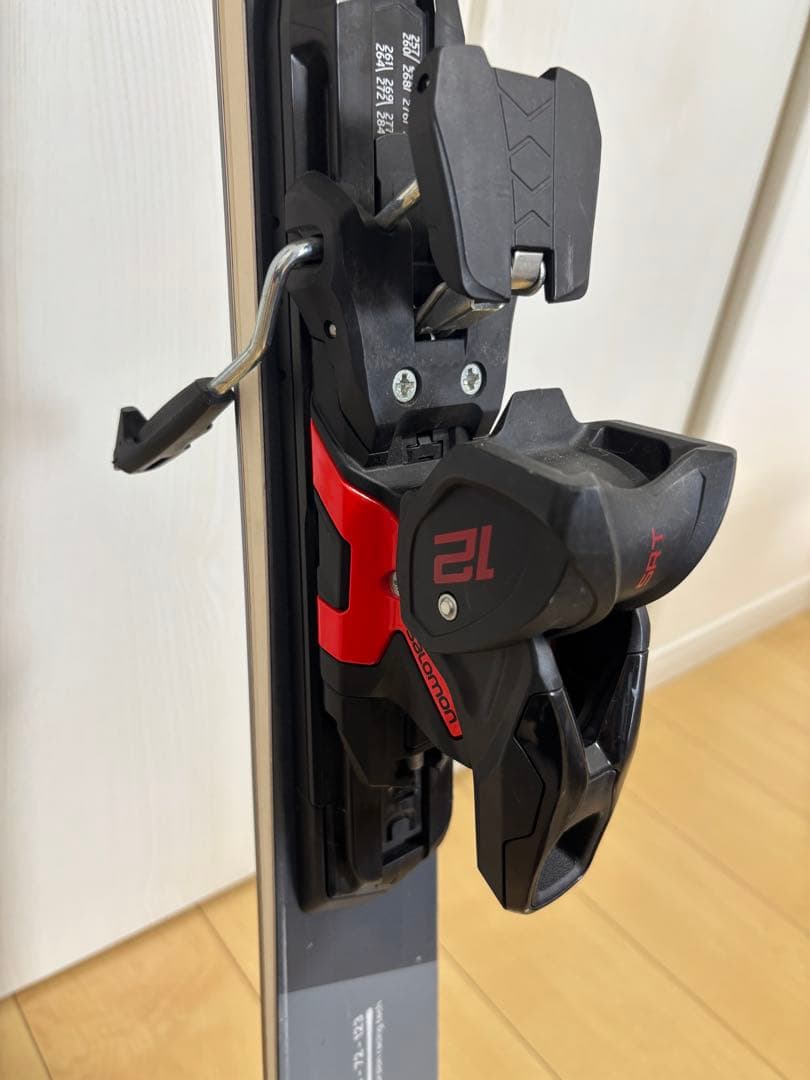 STÖCKLI ストックリー スキー板　LASER SC 163cm