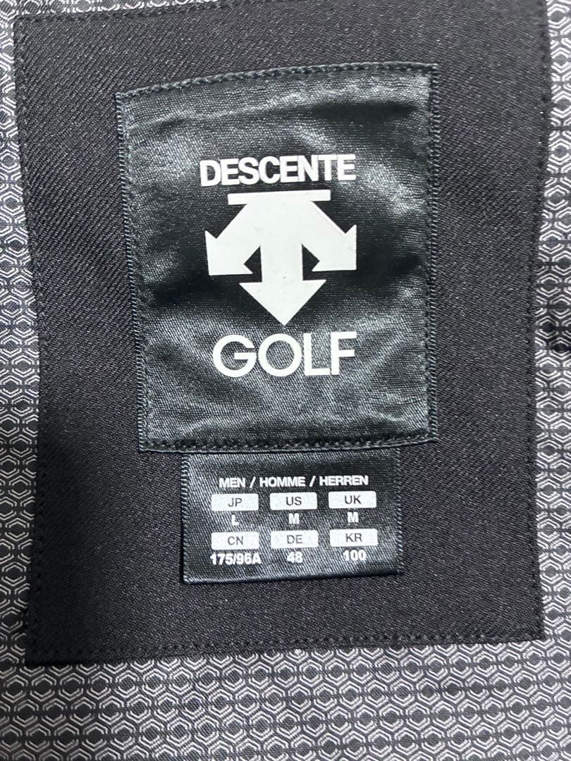 ★新品未使用　デサントモバイルサーモ　ベスト