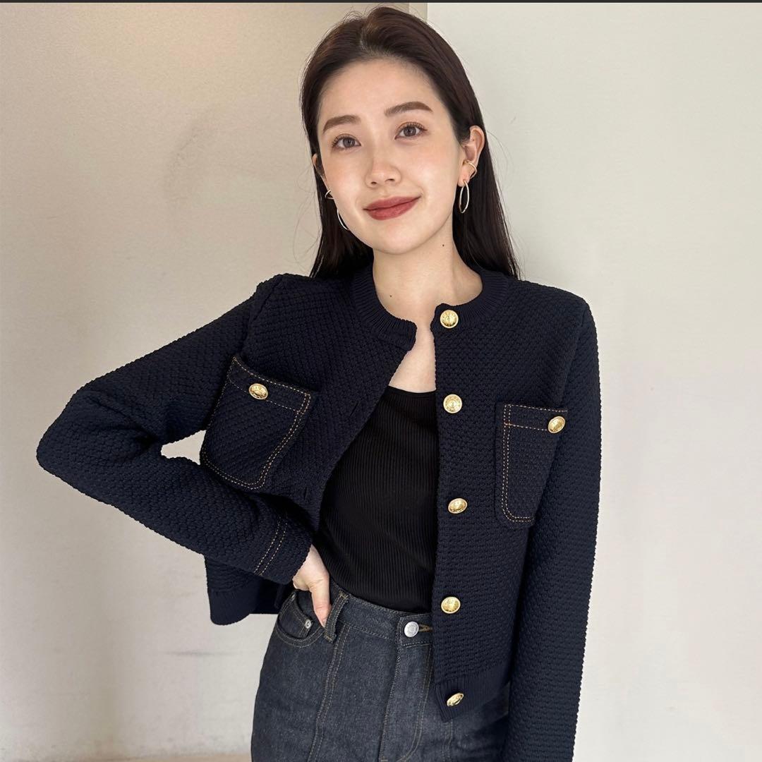 完売大人気商品　アニュアンス　人気色ネイビー ノーカラージャケット S