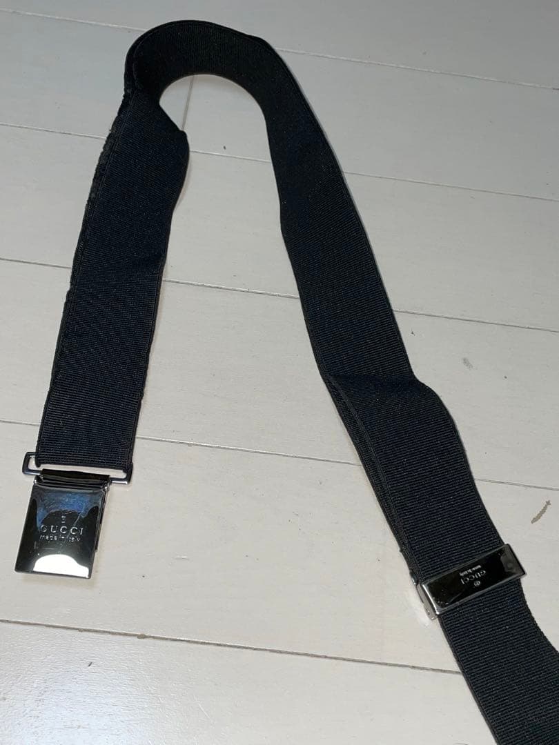 GUCCI グッチ　サスペンダー